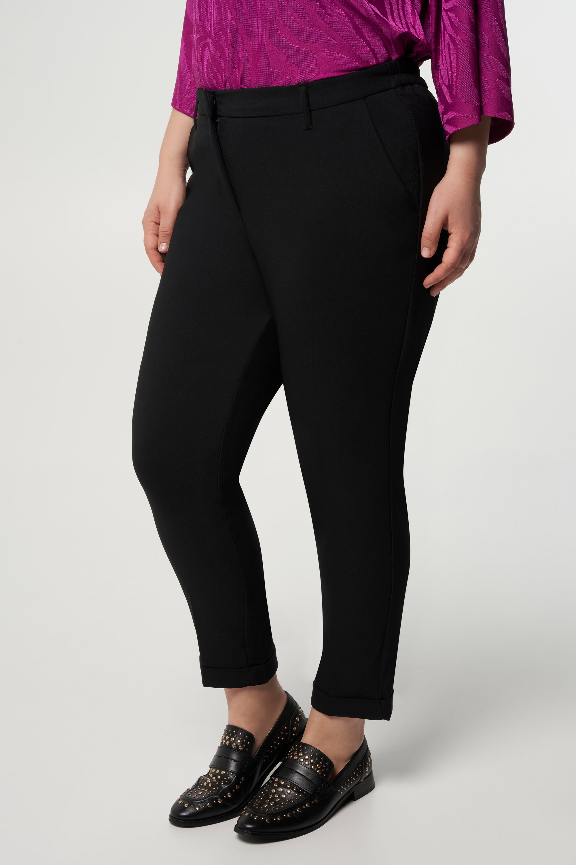 Generic PANTALON NOIR FEMME 2022 à prix pas cher